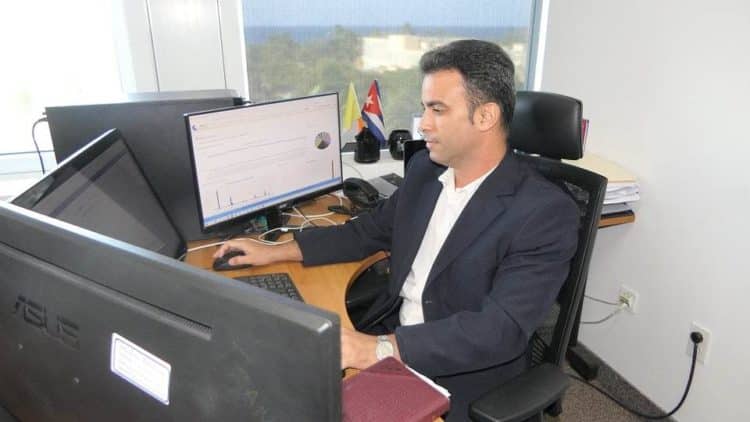 Ingeniero informático Frank Cruz Valbuena